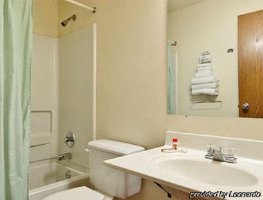 Super 8 By Wyndham Warroad Hotel ห้อง รูปภาพ