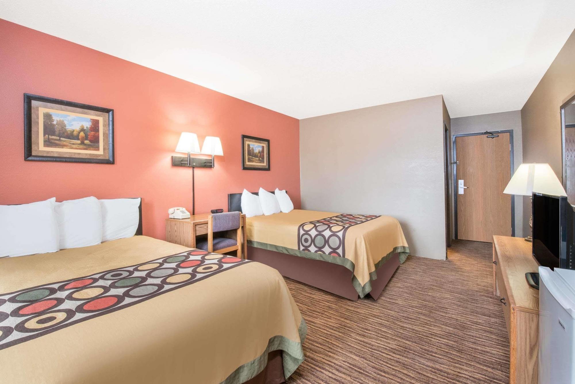 Super 8 By Wyndham Warroad Hotel ภายนอก รูปภาพ